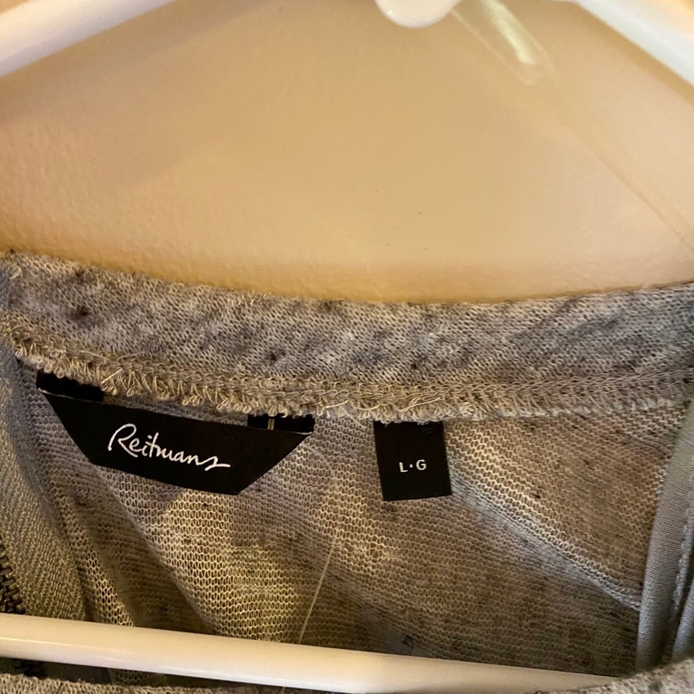 Reitman’s Tunic - Picture 4 of 7